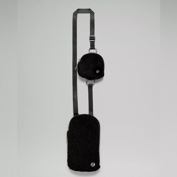lululemon athletica Handbags - LULULEMON MODULAR PHONE CROSSBODY BAG FLEECE NWT